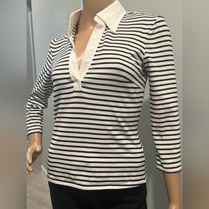 Trina Turk V-Neck Knit Shirt With 3/4 length sleeves. Size Small   NWT